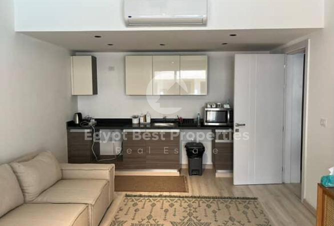 8240757 - Property Image 2