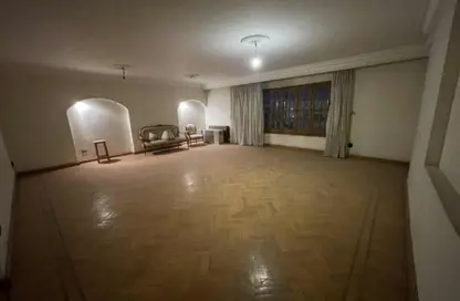 Apartment - 3 Bedrooms - 2 Bathrooms for sale in Gamal Eldin Kassem St. - 8th Zone - Nasr City - Cairo