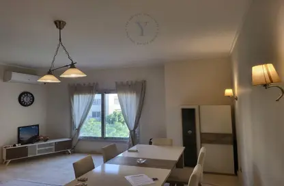 شقة - 2 غرف نوم - 2 حمامات للايجار في ذا فيلدج - المستثمرين الجنوبية - مدينة القاهرة الجديدة - القاهرة