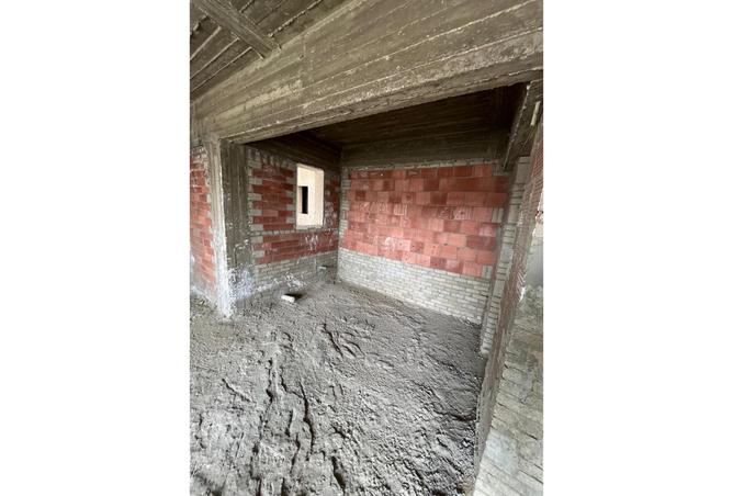 7987572 - Property Image 2