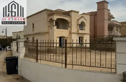فيلا - 4 غرف نوم - 3 حمامات للبيع في الروضة - طريق الواحات - مدينة 6 أكتوبر - الجيزة