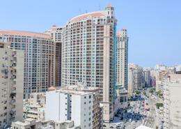 شقة - 5 غرف نوم for للبيع in شارع قصر الصفا - زيزينيا - حي شرق - الاسكندرية