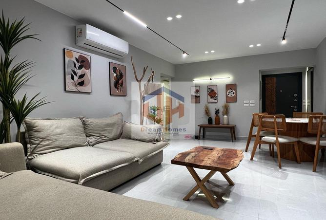7983696 - Property Main Image