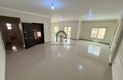 Apartment - 3 Bedrooms - 2 Bathrooms for rent in South Investors Area - New Cairo City - Cairo
