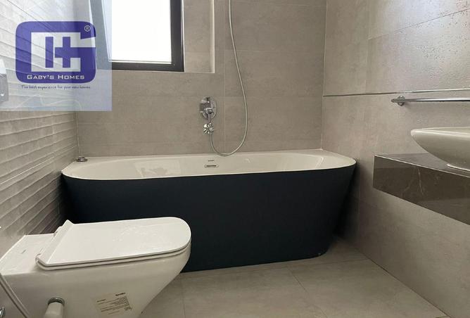 8476666 - Property Image 3