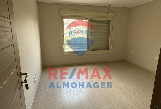 8041568 - Property Image 3