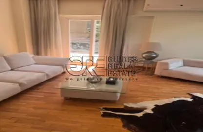 Apartment - 3 Bedrooms - 2 Bathrooms for sale in Mahmoud Azmy St. - Zamalek - Cairo