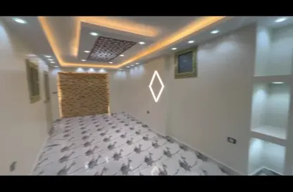 Apartment - 2 Bedrooms - 2 Bathrooms for sale in Al Lebeny Axis - El Mariouteya - Faisal - Hay El Haram - Giza
