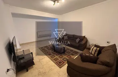 شقة - 3 غرف نوم - 2 حمامات للايجار في ميدان اسوان - العجوزة - الجيزة