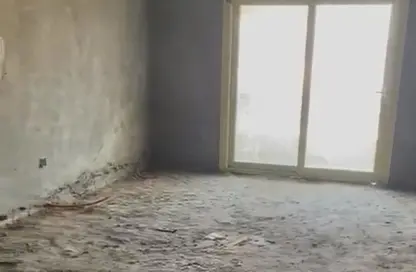 Apartment - 3 Bedrooms - 2 Bathrooms for sale in Mohamed Naguib Axis - Abou El Houl - New Cairo City - Cairo