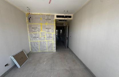 Clinic - Studio - 1 Bathroom for sale in Suleiman Al Halabi St. - El Banafseg 11 - El Banafseg - New Cairo City - Cairo