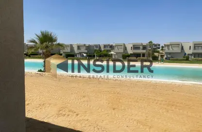 Chalet - 2 Bedrooms - 2 Bathrooms for sale in Azha - Al Ain Al Sokhna - Suez