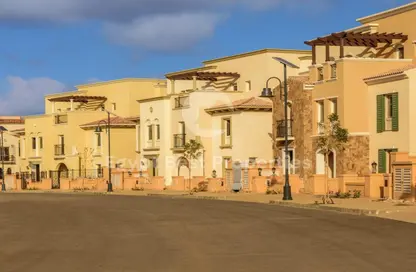 Townhouse - 4 Bedrooms - 4 Bathrooms for sale in Mivida - 5th Settlement Compounds - The 5th Settlement - New Cairo City - Cairo