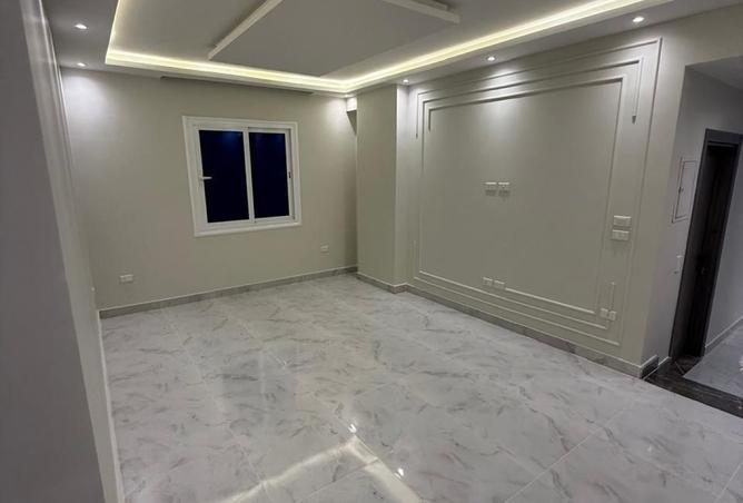 8327504 - Property Main Image