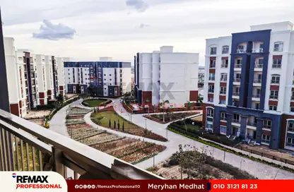 Apartment - 3 Bedrooms - 3 Bathrooms for sale in Alex West - Alexandria Compounds - Alexandria Apartment - 3 Bedrooms - 3 Bathrooms for sale in Alex West - Alexandria Compounds - Alexandria