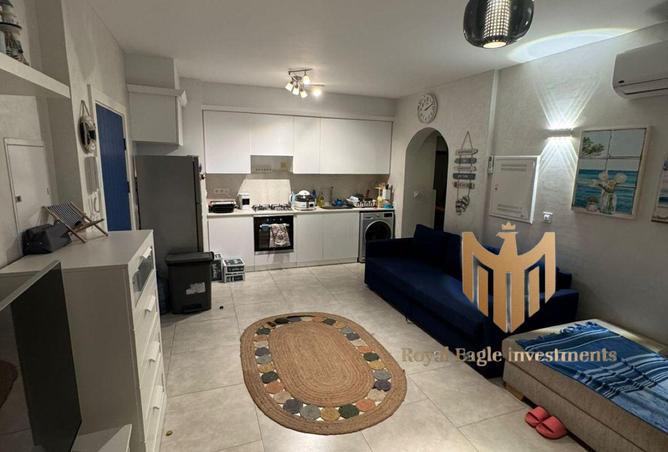 8166890 - Property Image 3