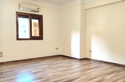 Apartment - 3 Bedrooms - 2 Bathrooms for sale in Abou Dawoud Al Zahery St. - 6th Zone - Nasr City - Cairo