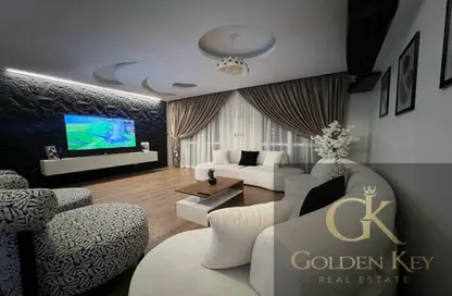 Apartment - 2 Bedrooms - 2 Bathrooms for rent in El Rehab Extension - Al Rehab - New Cairo City - Cairo