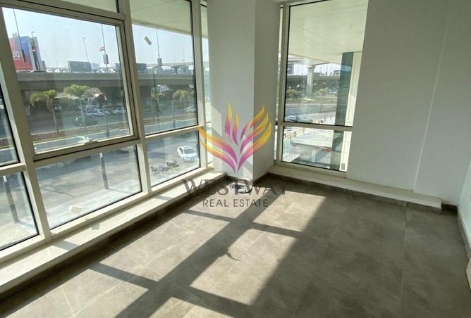 8233508 - صورة العقار 3