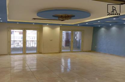 Apartment - 3 Bedrooms - 2 Bathrooms for sale in Downtown - Cairo