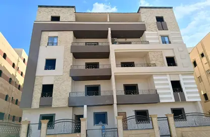 Apartment - 3 Bedrooms - 2 Bathrooms for sale in 2nd Neighborhood - 5th Area - Shorouk City - Cairo