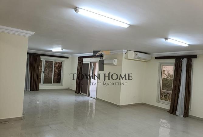 8242931 - Property Image 2