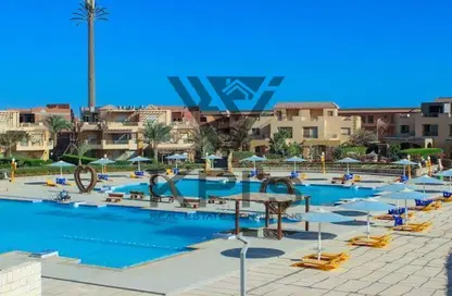 شاليه - غرفة نوم - 1 حمام للبيع في لا لونا - العين السخنة - السويس