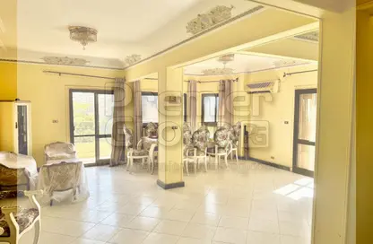 Apartment - 2 Bedrooms - 1 Bathroom for rent in Street 214 - Degla - Hay El Maadi - Cairo
