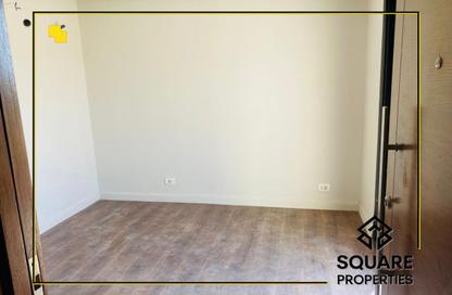 سطح - 1 حمام للايجار في أو ويست - كمبوندات 6 أكتوبر - مدينة 6 أكتوبر - الجيزة
