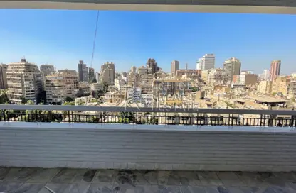 شقة - 3 غرف نوم - 3 حمامات للايجار في شارع المساحه - الدقي - الجيزة