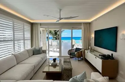 Chalet - 3 Bedrooms - 4 Bathrooms for sale in Jefaira - Ras Al Hekma - North Coast