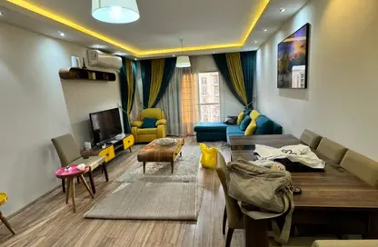 Apartment - 3 Bedrooms - 2 Bathrooms for rent in El Rehab Extension - Al Rehab - New Cairo City - Cairo