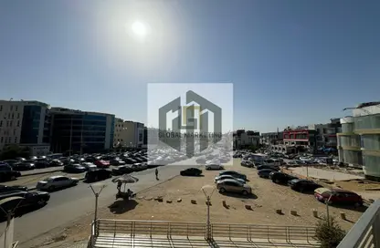 محل تجاري - استوديو - 1 حمام للايجار في شارع مجمع البنوك - شارع التسعين الجنوبي - التجمع الخامس - مدينة القاهرة الجديدة - القاهرة
