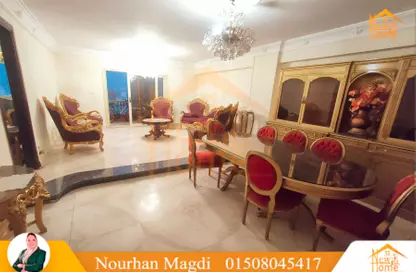 Apartment - 3 Bedrooms - 2 Bathrooms for sale in Abbas Al Halawany St. - Sporting - Hay Sharq - Alexandria