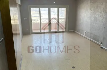 مساحات مكتبية - استوديو - 3 حمامات للايجار في شارع الخمسين - زهراء المعادي - حي المعادي - القاهرة