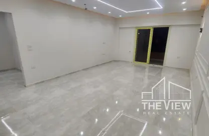 Apartment - 3 Bedrooms - 2 Bathrooms for sale in Al Khamayel city - Sheikh Zayed Compounds - Sheikh Zayed City - Giza