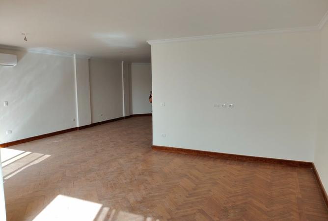 8326725 - Property Image 3