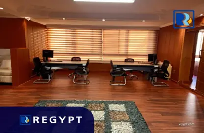 Office Space - Studio - 3 Bathrooms for rent in Cornish El Nile St. - Maadi - Hay El Maadi - Cairo