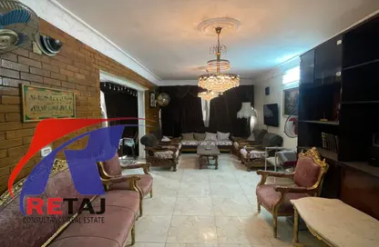Apartment - 3 Bedrooms - 2 Bathrooms for sale in Hesham Labib St. - 8th Zone - Nasr City - Cairo