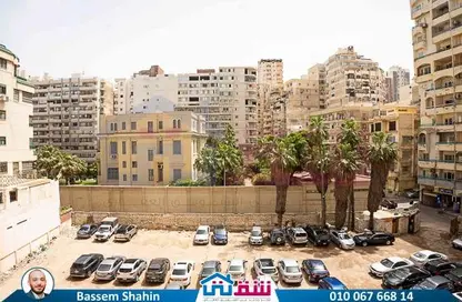 شقة - 3 غرف نوم - 2 حمامات للبيع في طريق الجيش - لوران - حي شرق - الاسكندرية