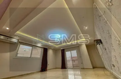 Apartment - 4 Bedrooms - 4 Bathrooms for rent in Beram Al Tunsi St. - Al Narges 1 - Al Narges - New Cairo City - Cairo