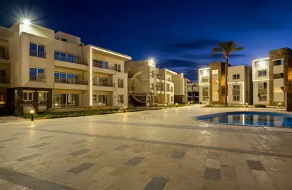Chalet - 3 Bedrooms - 2 Bathrooms for sale in Sea View - Ras Al Hekma - North Coast