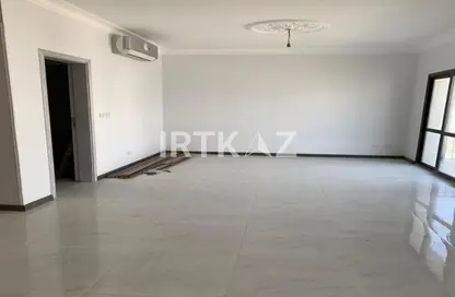 Apartment - 3 Bedrooms - 3 Bathrooms for sale in Eastown - 5th Settlement Compounds - The 5th Settlement - New Cairo City - Cairo