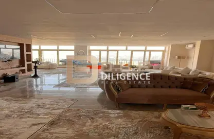 Apartment - 4 Bedrooms - 3 Bathrooms for sale in Al Saada St. - Roxy - Heliopolis - Masr El Gedida - Cairo