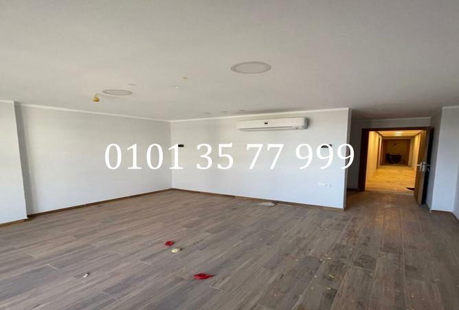 8328553 - Property Image 3