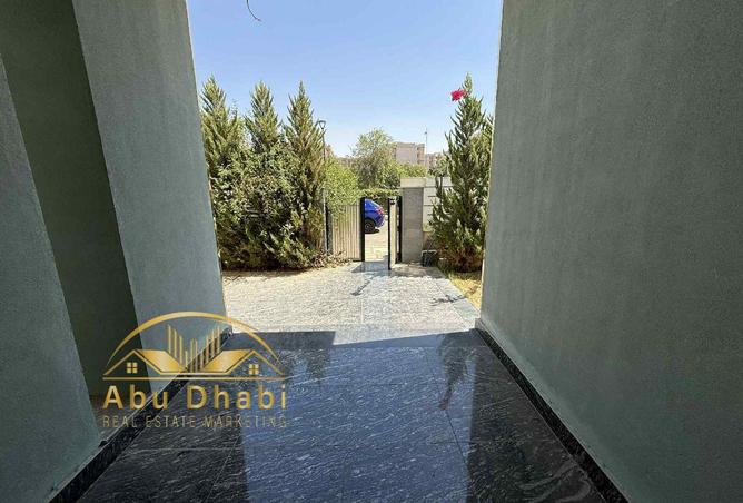 7934929 - Property Image 3