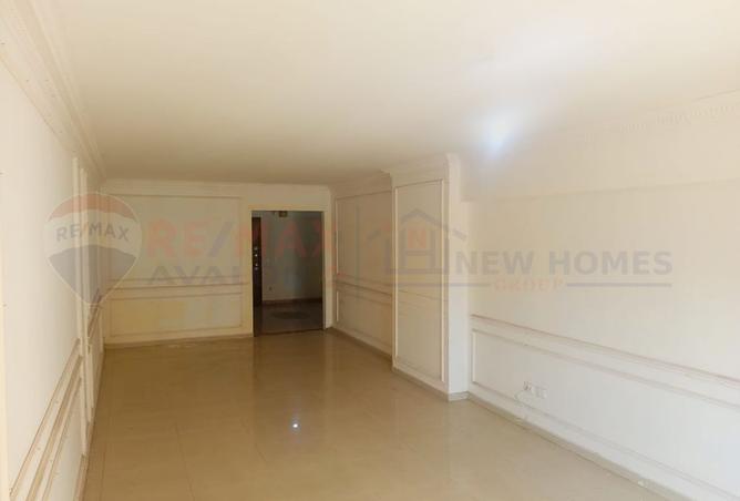 8180849 - Property Image 3