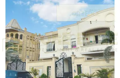 Twin House - 4 Bedrooms - 4 Bathrooms for sale in Street 13 - 13th District - Sheikh Zayed City - Giza