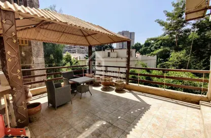 Apartment - 2 Bedrooms - 2 Bathrooms for rent in Ahmed Heshmat St. - Zamalek - Cairo