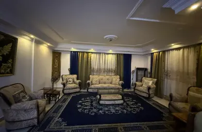 Apartment - 3 Bedrooms - 2 Bathrooms for rent in Al Sayeda Khadija St. - Al Hadiqah Al Dawliyah - 7th District - Nasr City - Cairo